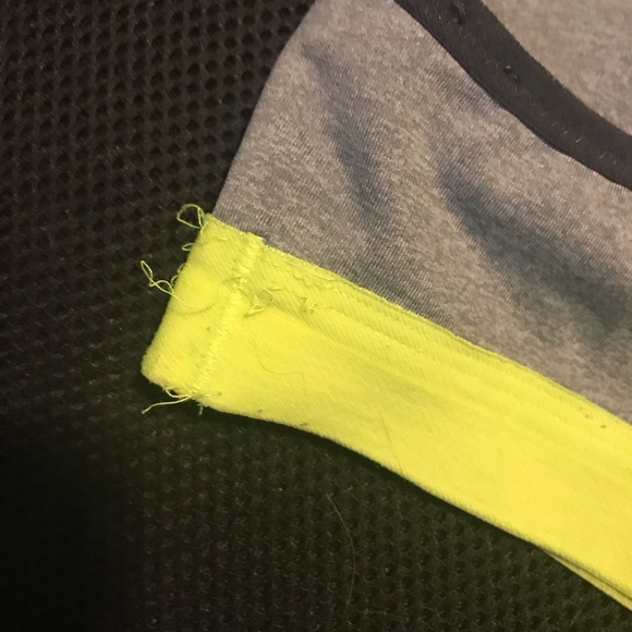 Nike sports bra - Picture 3 of 3